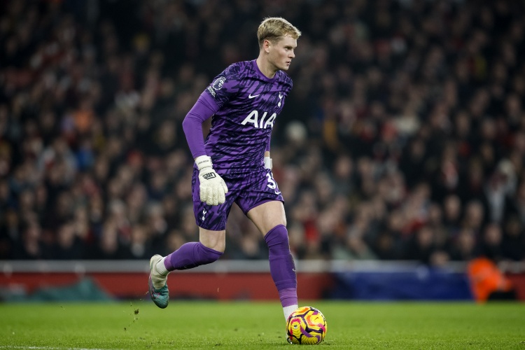 爱游戏体育官网-莫雷托:西汉姆接近签下热刺门将金斯基,交易方案租借+选择买断